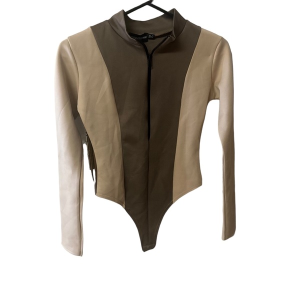 PrettyLittleThing Tops - PrettyLittleThing scuba bodysuit beige contrast panel long sleeve size 4 NWT